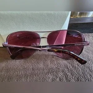 Michael Kors | Accessories | Michael Kors Plum Chelsea  display picture 3